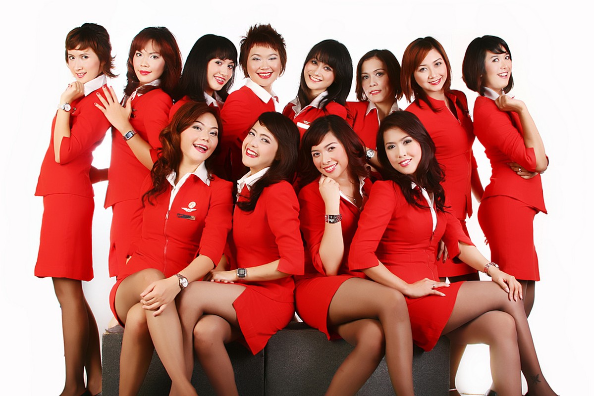 Ve dep thien than cua dan tiep vien hang khong AirAsia hinh anh 5